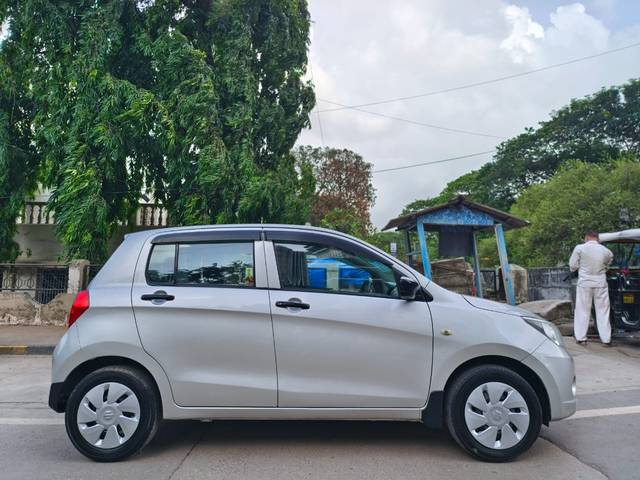 https://images10.gaadi.com/usedcar_image/4571147/original/db2656bc0809f10f796ebf672ca44679.jpg?imwidth=6401