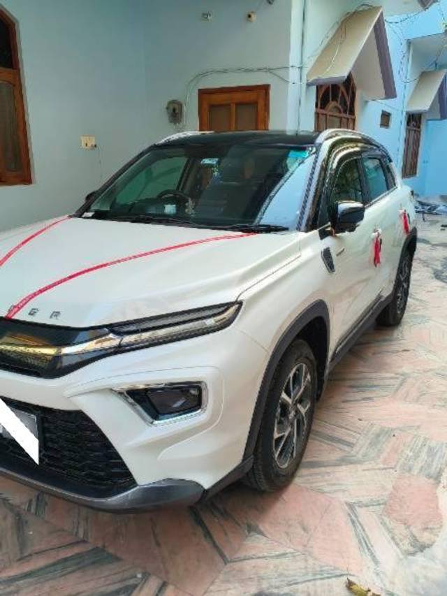 https://images10.gaadi.com/usedcar_image/4571159/original/processed_f860c479-3790-4727-bf1d-8da60f3a5ee4.jpg?imwidth=6402