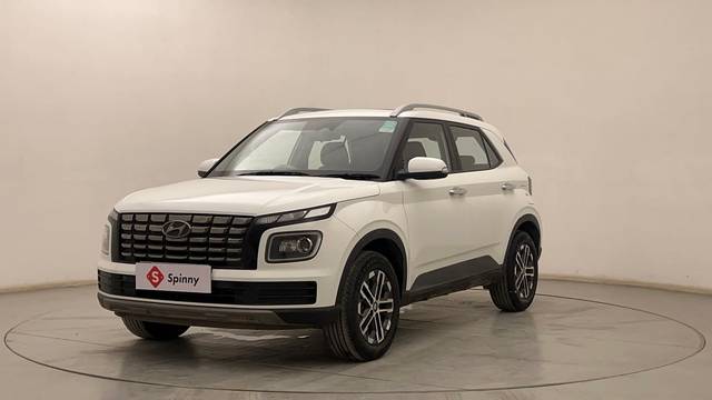 https://images10.gaadi.com/usedcar_image/4571188/original/12f6c334a7249be56e3dbf8eded3b581.JPG?imwidth=6400
