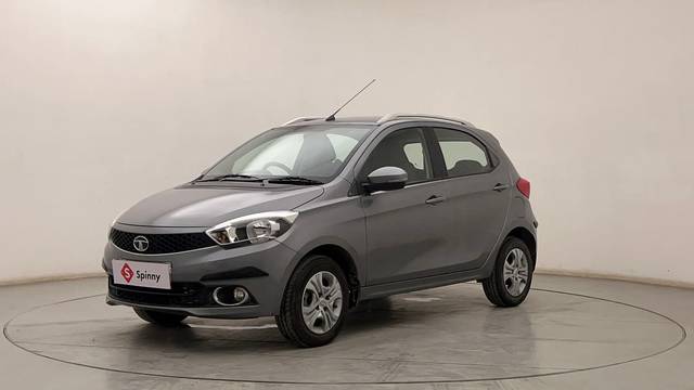 https://images10.gaadi.com/usedcar_image/4571193/original/b54fcdfa30f346df2fc43212aa28fdab.JPG?imwidth=6400