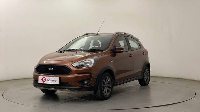 https://images10.gaadi.com/usedcar_image/4571225/original/e8ae16e62a17680aebd60a35c77d20e8.JPG?imwidth=6400