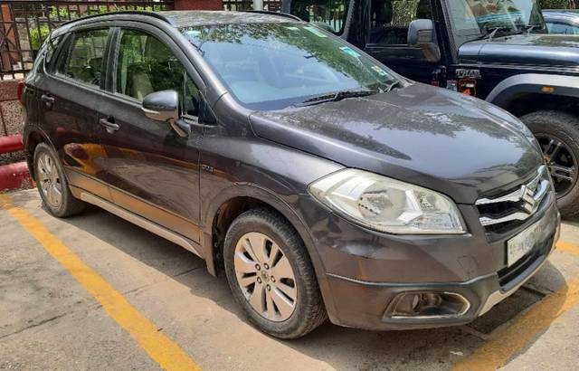 https://images10.gaadi.com/usedcar_image/4571290/original/processed_6cfa14c5-a67d-4ec9-b080-a6704d202d6a.jpg?imwidth=6400