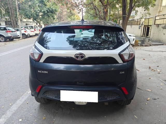 https://images10.gaadi.com/usedcar_image/4571298/original/processed_06e5617a724823fa3d5b3bd007f216c4.jpg?imwidth=6402