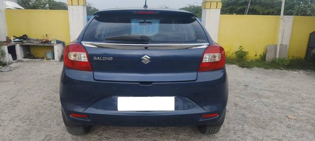 https://images10.gaadi.com/usedcar_image/4571305/original/processed_4a4727cdcbdf0e84965443b52b87d621.jpg?imwidth=6402