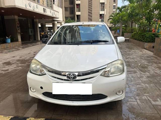 https://images10.gaadi.com/usedcar_image/4571316/original/processed_e4ba0fba-2c0c-4239-b660-4e3e93614458.jpeg?imwidth=6402
