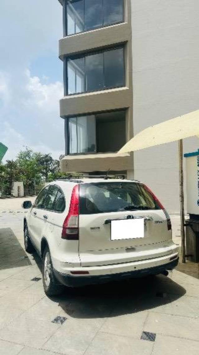 https://images10.gaadi.com/usedcar_image/4571325/original/processed_0084a2de-c7bc-4d6e-bbf3-2f94ddfa7fe5.jpeg?imwidth=6401