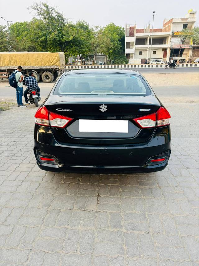 https://images10.gaadi.com/usedcar_image/4571374/original/processed_a04acf061491177377a023b1c9d69218.jpg?imwidth=6401