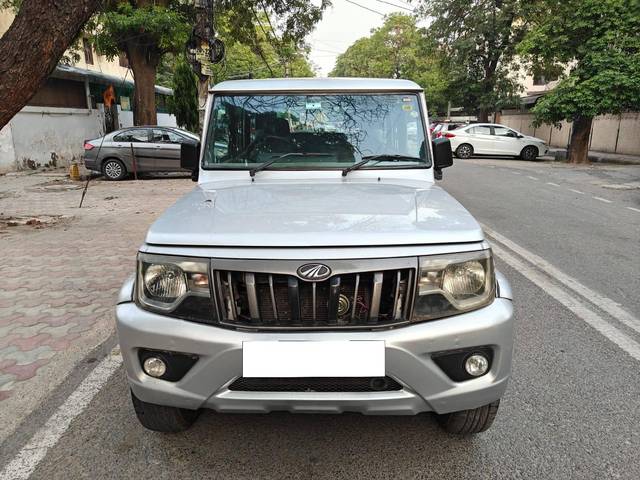 https://images10.gaadi.com/usedcar_image/4571380/original/processed_5ef401dae6e1dc88e3a66c603cce8a44.jpg?imwidth=6400