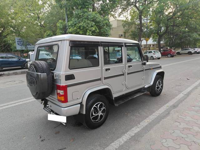 https://images10.gaadi.com/usedcar_image/4571380/original/processed_f01e91c0719d64077f2915efd513d3ce.jpg?imwidth=6401