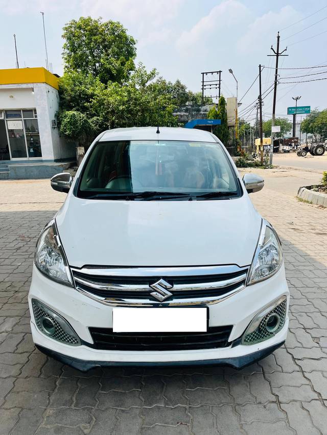 https://images10.gaadi.com/usedcar_image/4571381/original/processed_98916f9a1300abc37709016c14bfb528.jpg?imwidth=6400