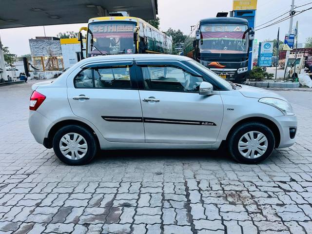 https://images10.gaadi.com/usedcar_image/4571384/original/processed_3988c7a0d8dc04ef96e5c7036767869f.jpg?imwidth=6401