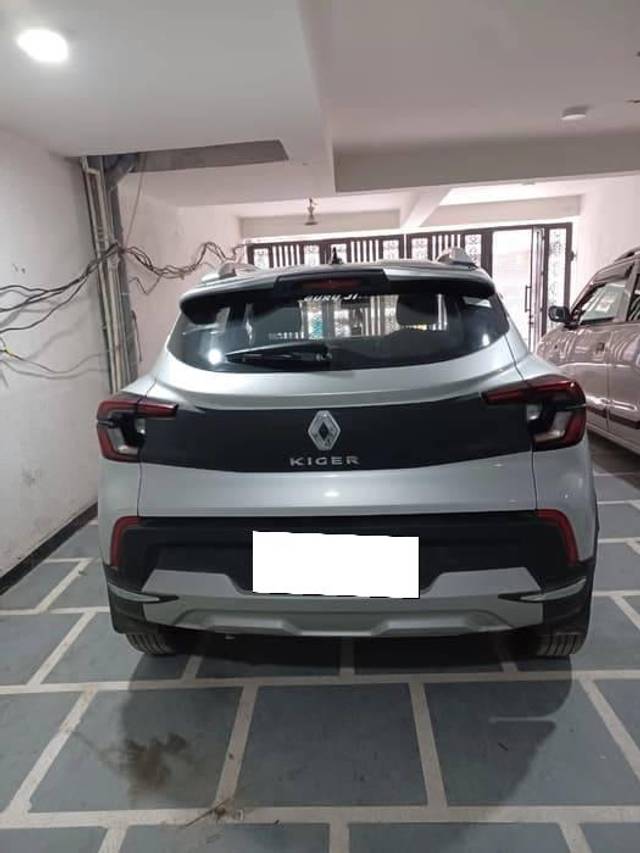 https://images10.gaadi.com/usedcar_image/4571415/original/processed_13b344c0a2d8660b6e8c8648b0d10a29.jpg?imwidth=6401