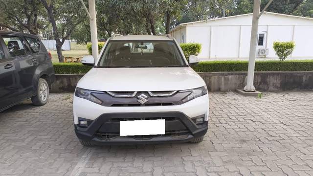 https://images10.gaadi.com/usedcar_image/4571423/original/processed_70120991-67c2-4c7c-8263-88f0983c9a46.jpg?imwidth=6402