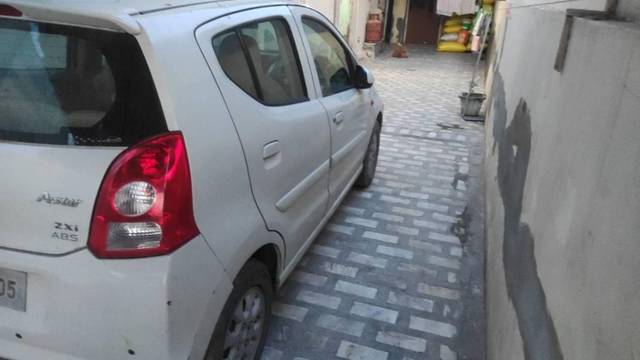 https://images10.gaadi.com/usedcar_image/4571432/original/processed_3d2f3741-998c-4b5f-a09b-068a4aff67a4.jpg?imwidth=6402