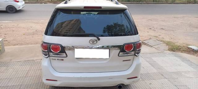 https://images10.gaadi.com/usedcar_image/4571441/original/processed_4e057d888a910d49e93f694b636f1c19.jpg?imwidth=6401