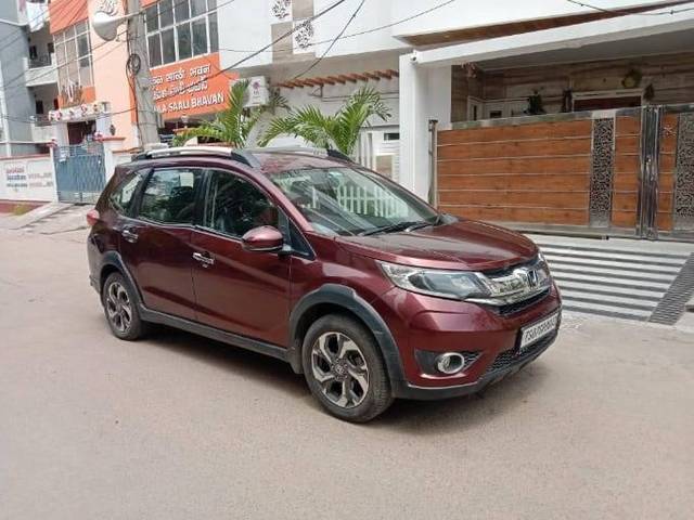 https://images10.gaadi.com/usedcar_image/4571450/original/processed_50b02a7634da7570d313b44d4336000a.jpg?imwidth=6400