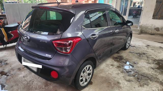 https://images10.gaadi.com/usedcar_image/4571480/original/processed_5c3fc36e5aba9450da6f533c09c1a09c.jpg?imwidth=6402