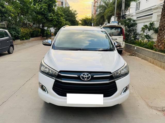 https://images10.gaadi.com/usedcar_image/4571488/original/processed_eb6b6cb244c66a73ed1dace52a834892.jpg?imwidth=6400