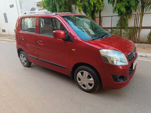 https://images10.gaadi.com/usedcar_image/4571497/original/bfdecd45be86a1edb950c1e9fcab114c.jpg?imwidth=6400
