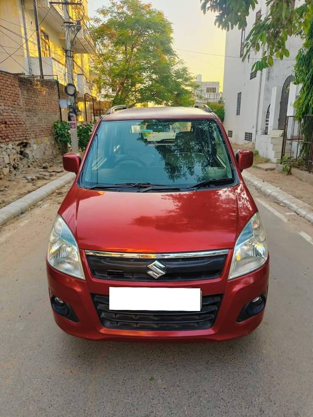 https://images10.gaadi.com/usedcar_image/4571497/original/processed_1bb4bcff38b4d3689f9b5f8d0342ea5a.jpg?imwidth=6401