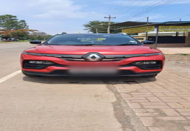 https://images10.gaadi.com/usedcar_image/4571499/original/38c68893-022b-4b80-b1d2-2b03fe119766.?imwidth=6400