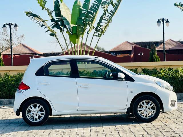 https://images10.gaadi.com/usedcar_image/4571504/original/483df7449a51903fc180c1fac61c81af.jpg?imwidth=6401