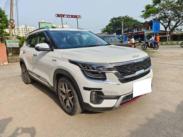 https://images10.gaadi.com/usedcar_image/4571507/original/processed_a85933398955985ca8170faba6d61ee8.jpeg?imwidth=6400
