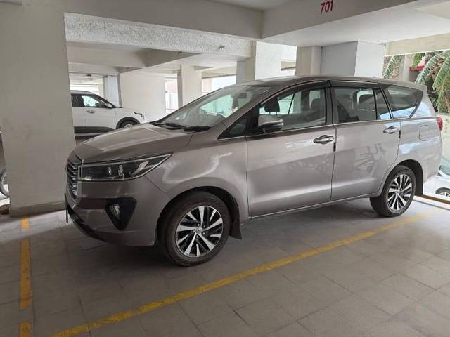 https://images10.gaadi.com/usedcar_image/4571512/original/processed_265c8306-22a0-4449-9d3d-34ac982040e1.jpeg?imwidth=6400