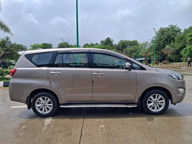 https://images10.gaadi.com/usedcar_image/4571519/original/7ffea5b97d1cc0b2f7d174889147a95b.jpg?imwidth=6401