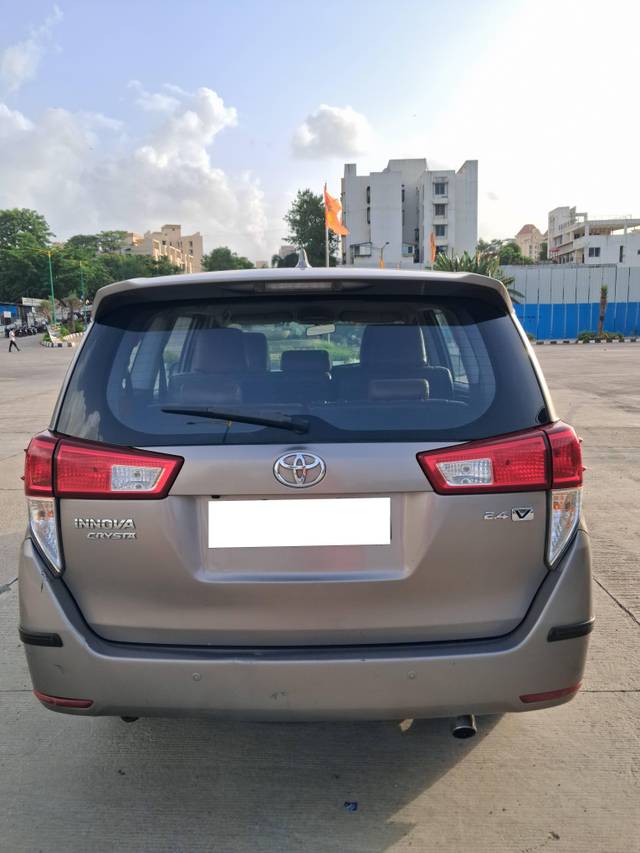https://images10.gaadi.com/usedcar_image/4571519/original/processed_d58e47210e90f92502e2acaae2b78a62.jpg?imwidth=6402