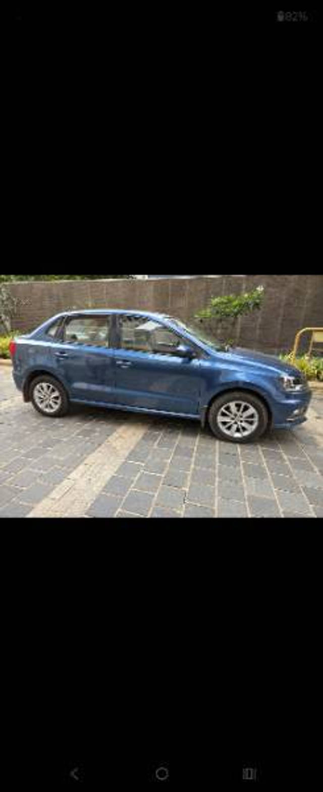 https://images10.gaadi.com/usedcar_image/4571520/original/processed_49536520-3741-4473-83fe-ec4b66617e7f.png?imwidth=6400