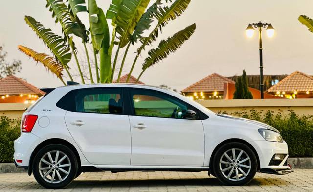 https://images10.gaadi.com/usedcar_image/4571560/original/processed_69d341e97fbf6ca4a9f39796e4bfd73e.jpg?imwidth=6401