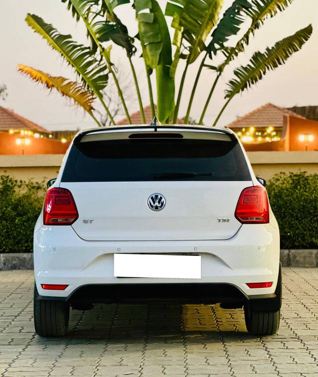 https://images10.gaadi.com/usedcar_image/4571560/original/processed_97f4263f29ce6d5cc777d763b19d5cbc.jpg?imwidth=6402