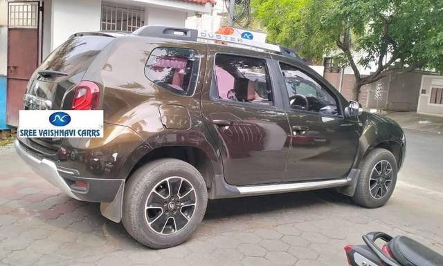 https://images10.gaadi.com/usedcar_image/4571575/original/processed_9debe4186fd1d1138614453d1f22ef2e.jpeg?imwidth=6402