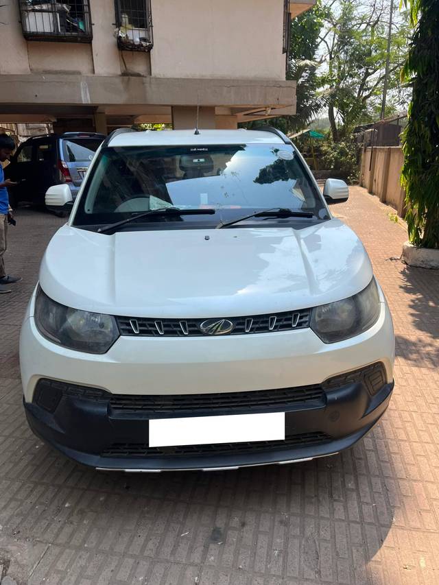 https://images10.gaadi.com/usedcar_image/4571586/original/processed_39d8f36e0eb92a6df2932fd559d8540c.jpg?imwidth=6400