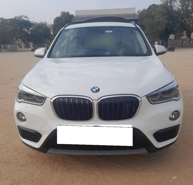 https://images10.gaadi.com/usedcar_image/4571593/original/processed_b00bef4bf1a4d4ac97f926cca3418d4c.jpeg?imwidth=6400