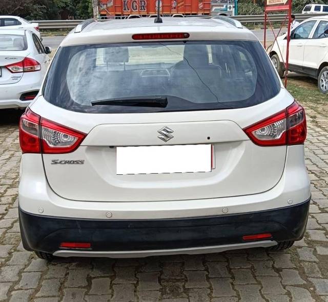 https://images10.gaadi.com/usedcar_image/4571600/original/processed_4d1dba437d364889227bc88a06f33d29.jpg?imwidth=6401