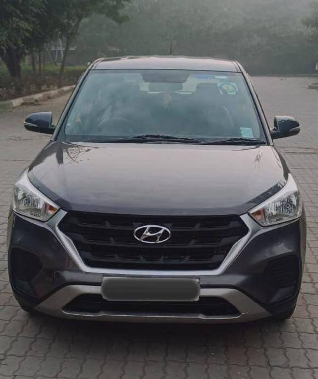 https://images10.gaadi.com/usedcar_image/4571606/original/processed_193ca2714f09b0c4c23063c7a9dac8b9.jpg?imwidth=6402