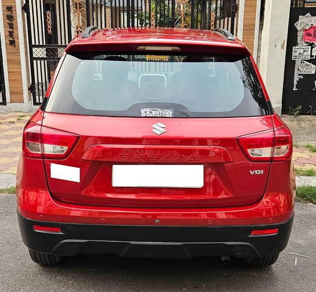 https://images10.gaadi.com/usedcar_image/4571611/original/processed_6359e06c4775de4c2ce6d0f570f73ef7.jpg?imwidth=6402