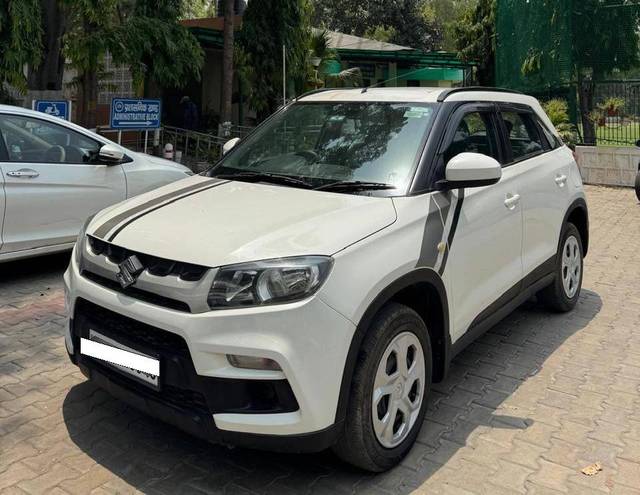 https://images10.gaadi.com/usedcar_image/4571636/original/processed_852d7367583f455dd84405d43fd93e9e.jpg?imwidth=6400