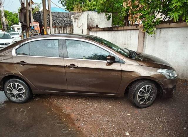 https://images10.gaadi.com/usedcar_image/4571642/original/processed_260c428c-f787-486c-bc67-1ecc23021f48.jpg?imwidth=6401