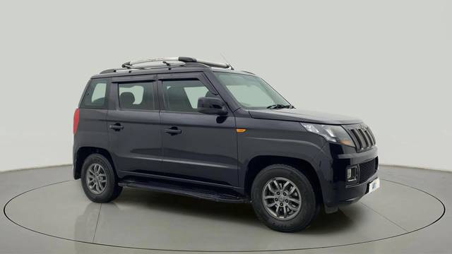 https://images10.gaadi.com/usedcar_image/4571643/original/63ca0ee326b31326126269df3a1107f7.jpg?imwidth=6400