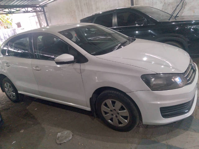 https://images10.gaadi.com/usedcar_image/4571648/original/916ce90dd7546416ed28f48fe5da4321.png?imwidth=6401