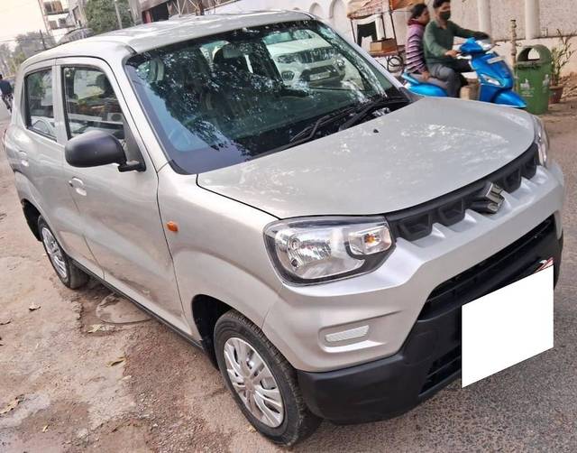 https://images10.gaadi.com/usedcar_image/4571655/original/processed_fef74074d43cb23dbc24a0b77b9ab8fc.jpg?imwidth=6400