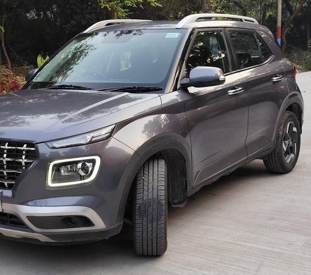 https://images10.gaadi.com/usedcar_image/4571660/original/6bc7349ecd2be9cd12e64f061fda42e2.jpg?imwidth=6401