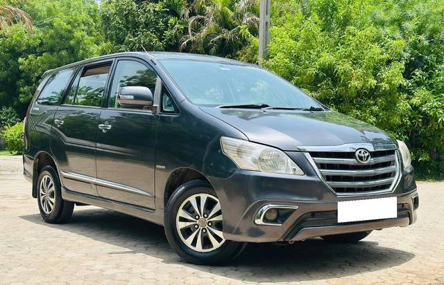 https://images10.gaadi.com/usedcar_image/4571663/original/processed_772d8383b8bf49a86f469bbb123741c4.jpg?imwidth=6400