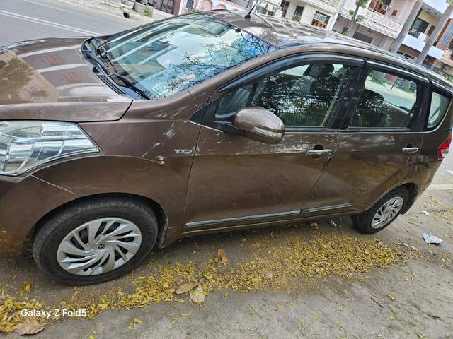 https://images10.gaadi.com/usedcar_image/4571673/original/processed_98afbd2c78a67af1ad041b16ad1b64b1.jpg?imwidth=6400