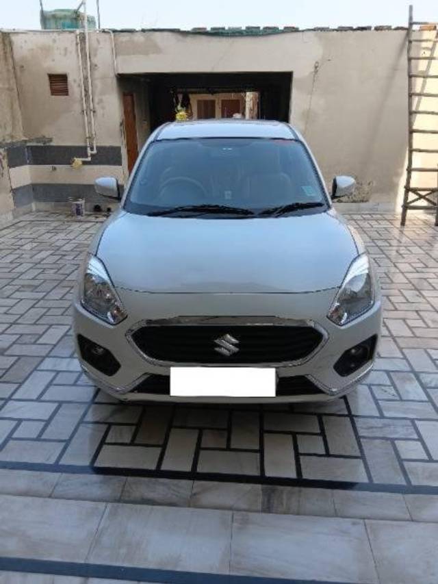 https://images10.gaadi.com/usedcar_image/4571690/original/processed_5691d738-b137-49c5-8dae-ea3abb106a38.jpg?imwidth=6400