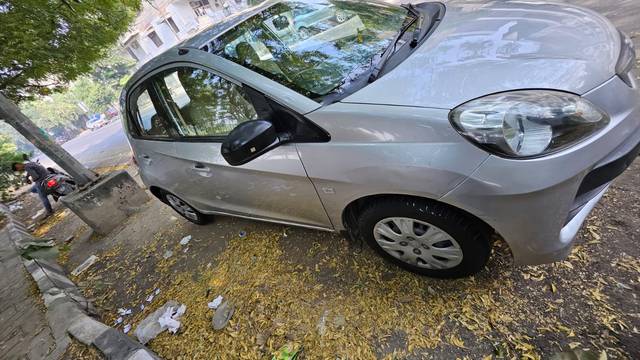 https://images10.gaadi.com/usedcar_image/4571711/original/993aab7f3699e500b8fb5c9b739afb00.jpg?imwidth=6401