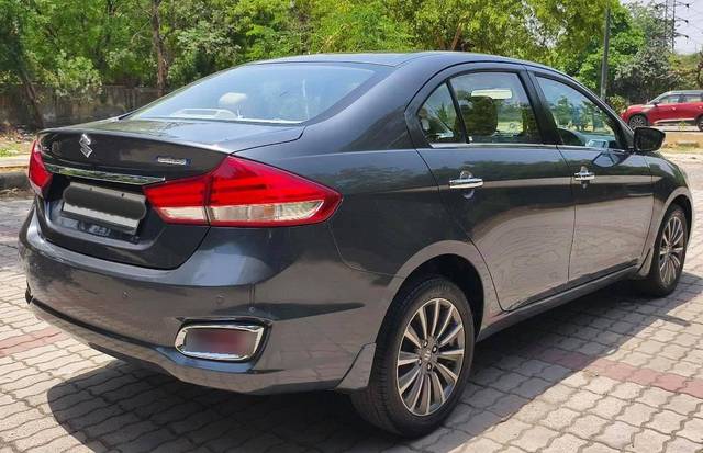 https://images10.gaadi.com/usedcar_image/4571716/original/processed_6f3f923cb5487e1ea5301bb181d320b2.jpg?imwidth=6401